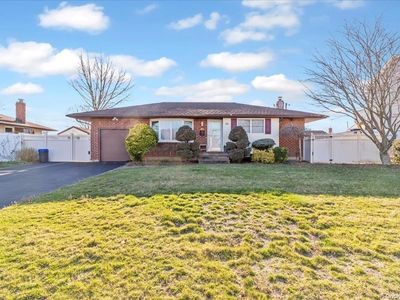 80 W 9th Street, Deer Park, NY, 11729