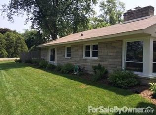 605 Saddle Rd, Wheaton, IL 60187