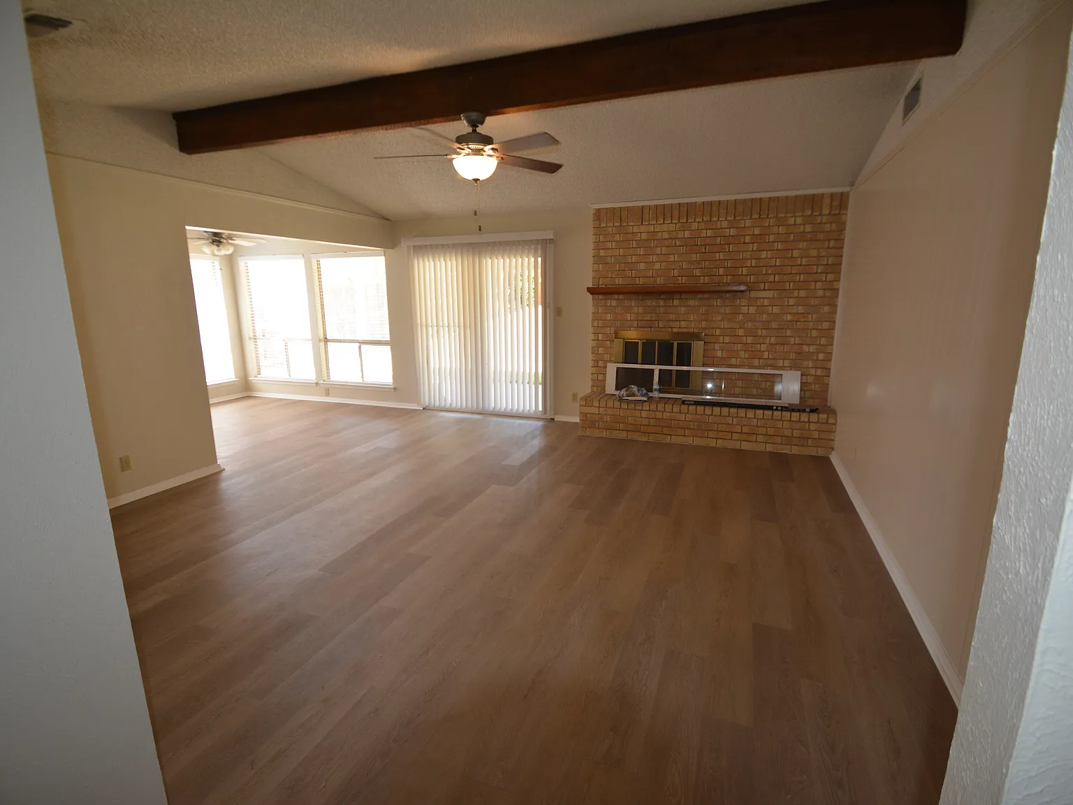 3 bed, 1434 sqft, $1,695 — Photo 3