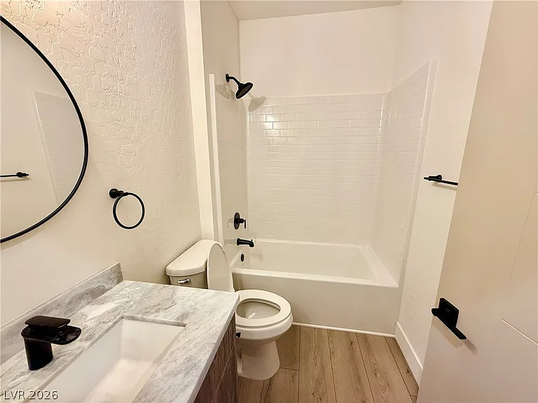 461 E Comstock St #1 — Photo 12