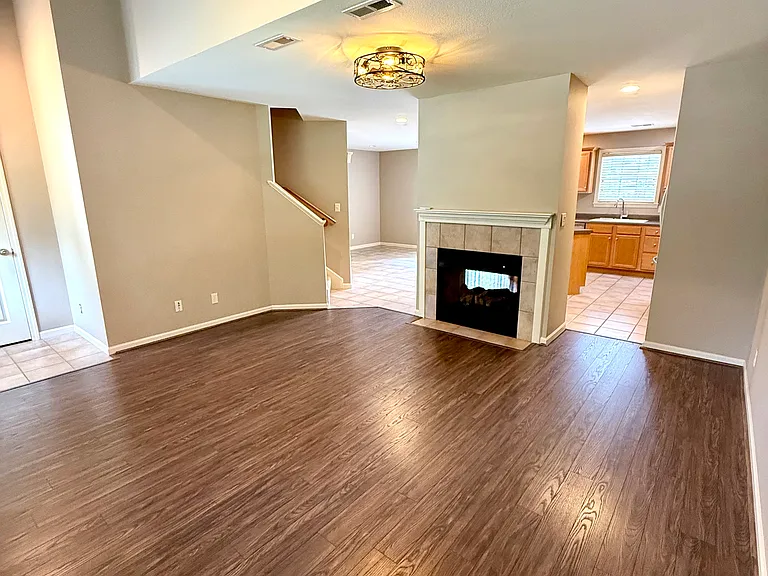3601 Chapel Hill Rd — Photo 4