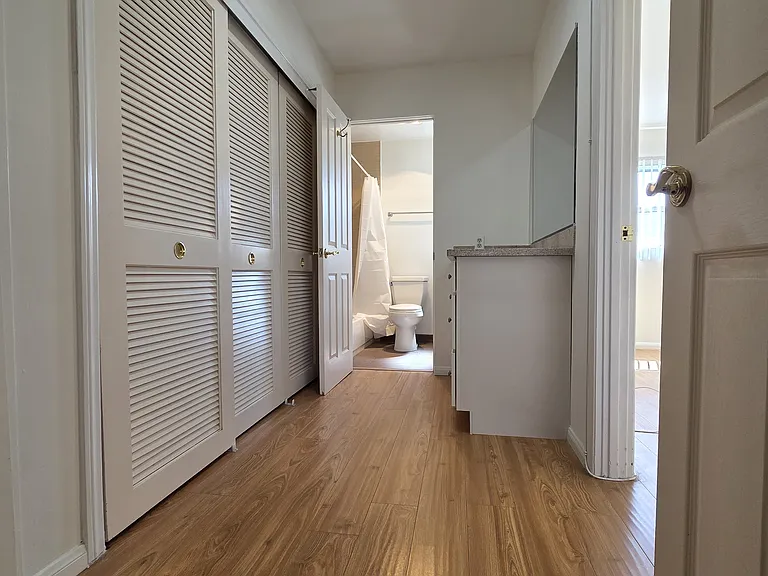 Bagley Villas — Photo 9