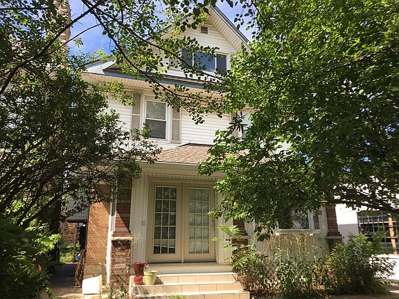 2nd image of 1312 W 39th St #3