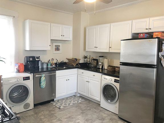2nd image of 380 Highland Ave APT 1