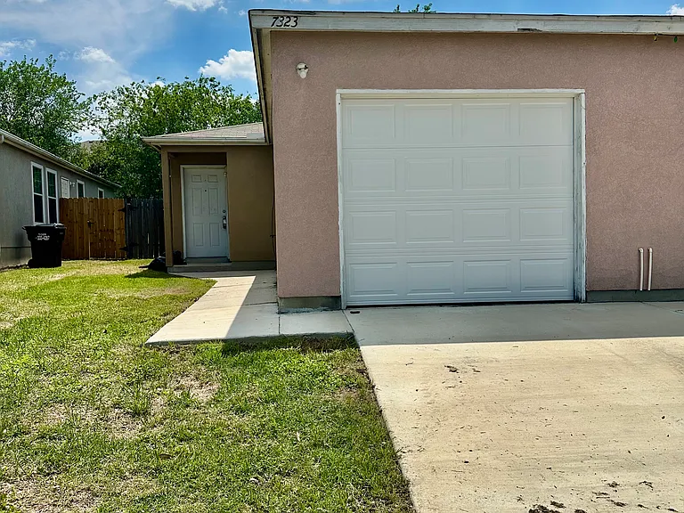 7359 Golf Vista Blvd #7323 — Photo 1
