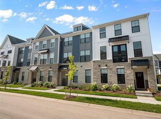 2888 Rayfield Ave, Ann Arbor, MI 48105