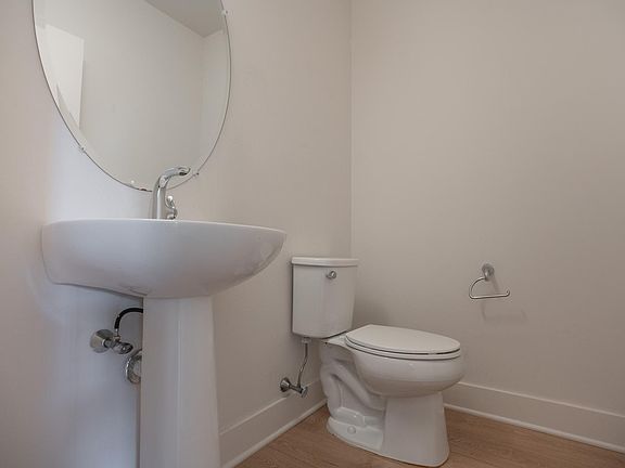 Half bath off kitchen/Living room