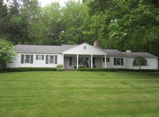 905 Hickory Tree Ter, Elmira, NY