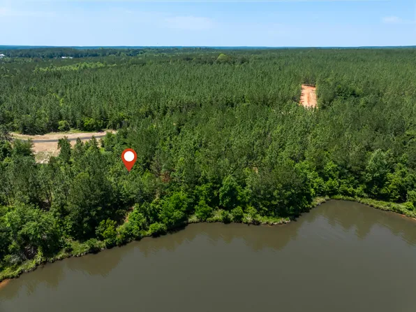 82 Red Wiggler Way, Lumberton, MS 39455