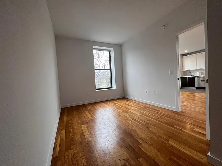 123 Parkside Ave #6Q — Photo 8
