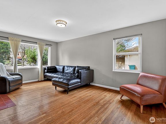 5th image of 6522 38th Avenue NE