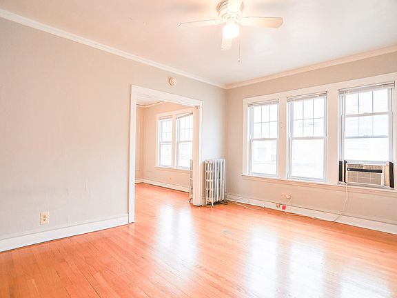 3rd image of 4520 N Damen Ave APT 3D
