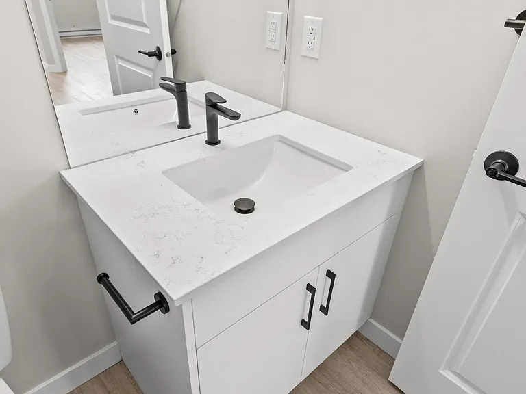 40 Ken Oblik Dr — Photo 32