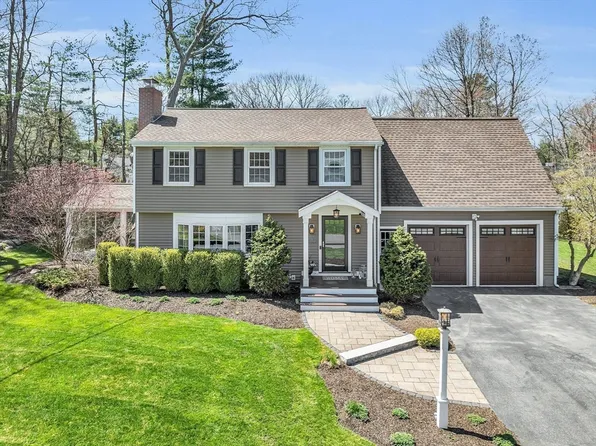 4 Thoreau Rd, Acton, MA 01720