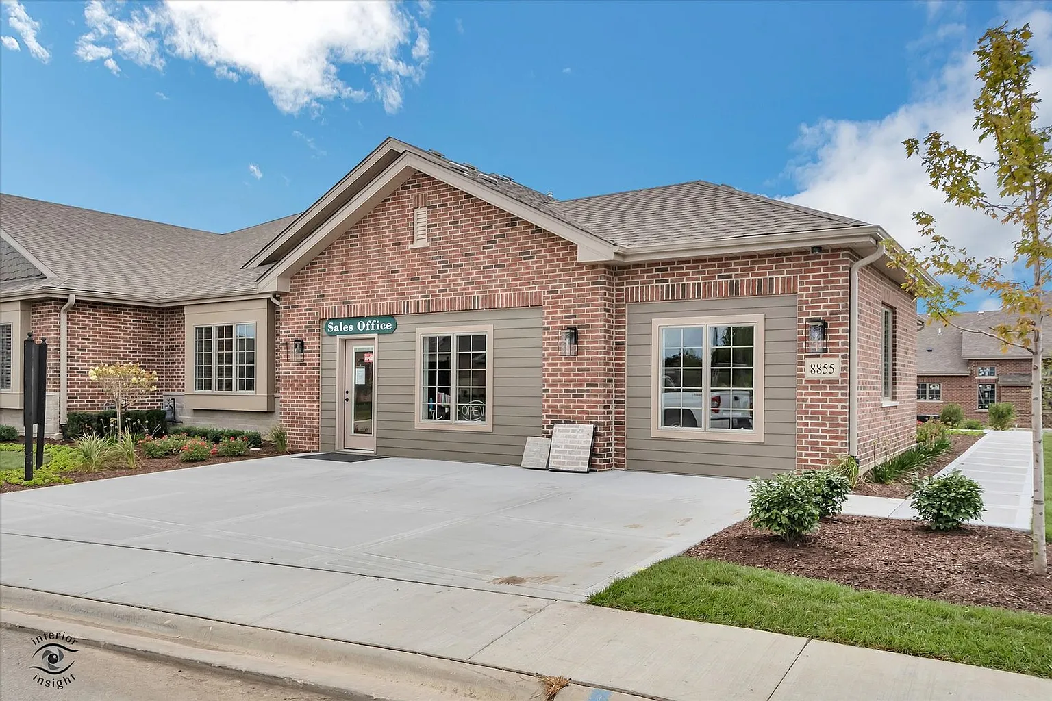 8855 Milwaukee Breakwater Dr photo 1