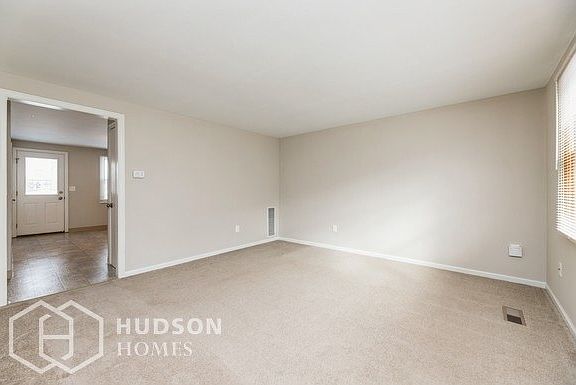 3rd image of 22 Stonecress Ln