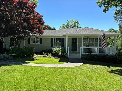 2497 Thompson Rd Photo 1