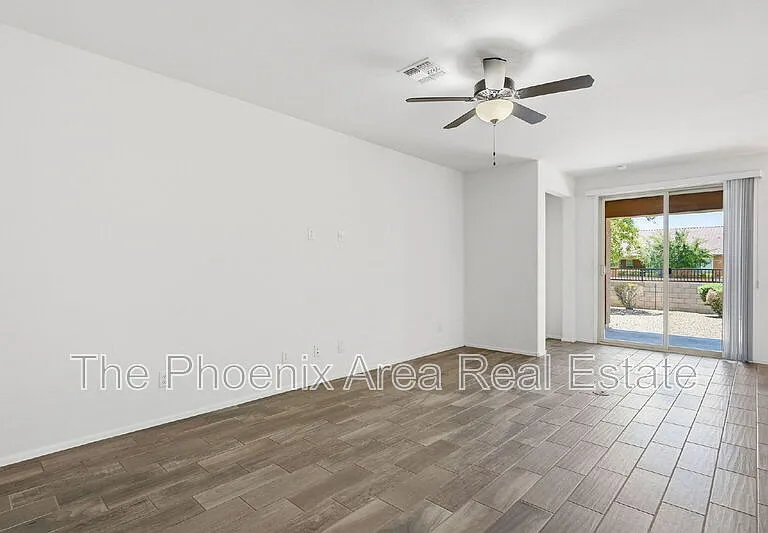 5263 W Leodra Ln — Photo 3