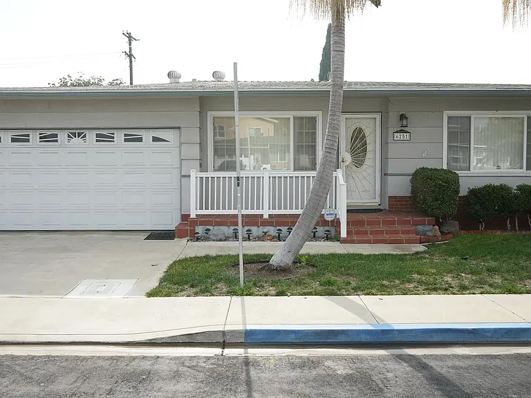 6249-6253 Dorothy Dr — Photo 1