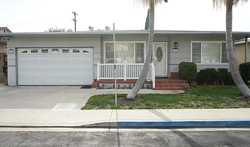 6249-6253 Dorothy Dr Photo 1