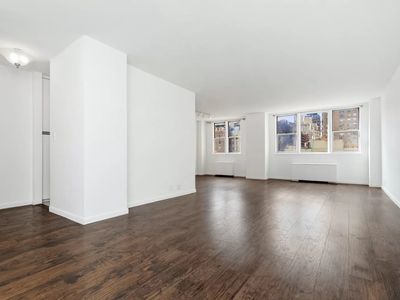 201 E 36th St APT 8D, New York, NY, 10016