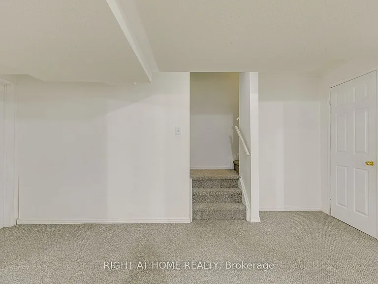 2244 Overfield Rd — Photo 34