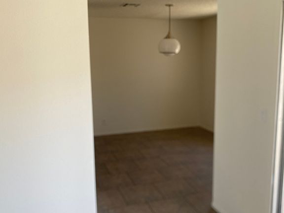 2nd image of 1924 Plumas Ct