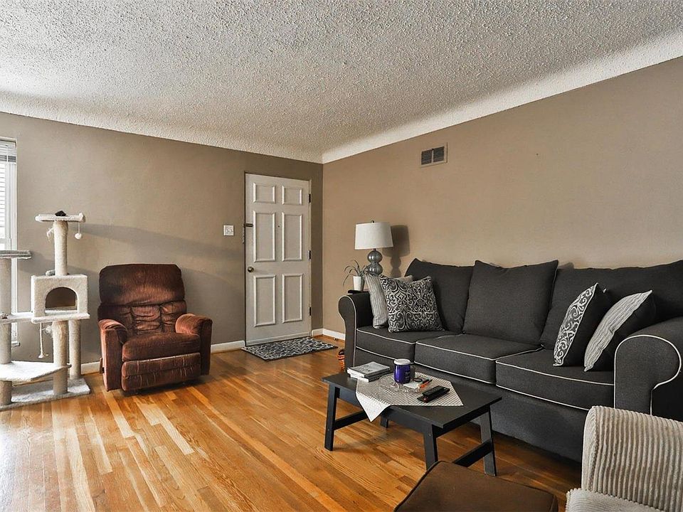 524 N Laclede Station Rd 524 N Laclede Station Rd ster Groves MO