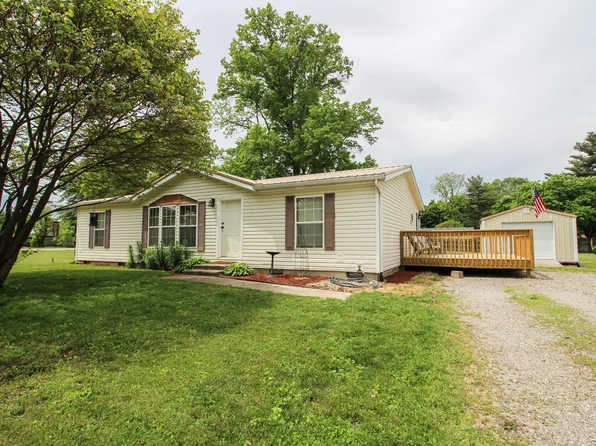 68846 Mott St, White Pigeon, MI 49099