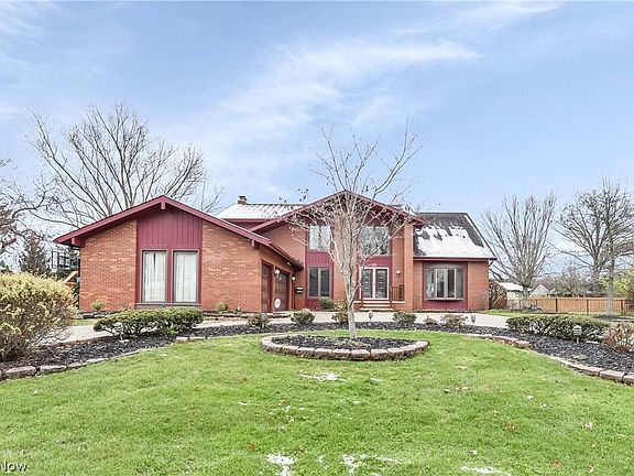 4th image of 20765 Brandywine Dr