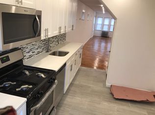 979 E 38th St #0, Brooklyn, NY 11210