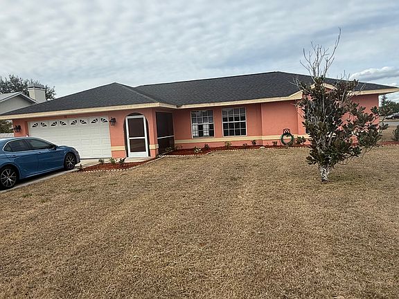 2nd image of 33 Crestwood Cir E