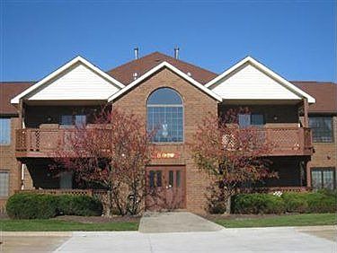 2nd image of 8671 Scenicview Dr #B201