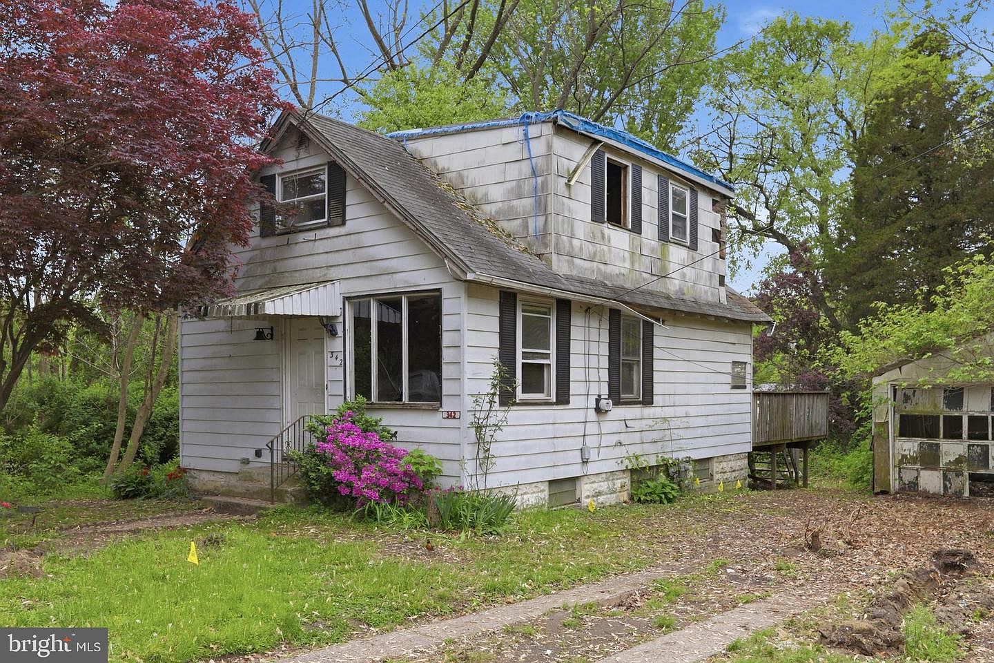 342 Empire Ave