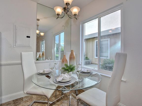 5th image of 3377 La Selva St APT D