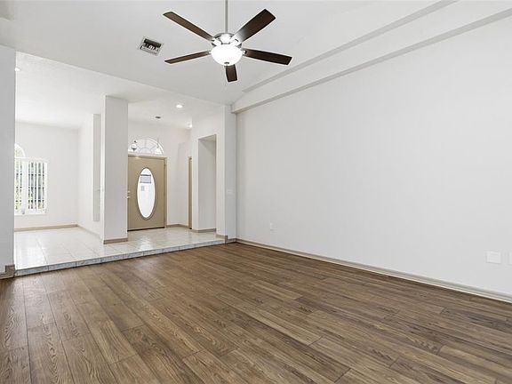 5th image of 191 Rosemary St