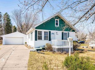 2415 W 24th St, Duluth, MN 55811