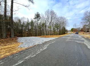 170 Wood Ln, Hillsville, VA