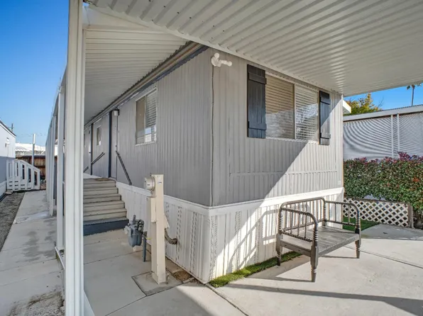 1724 Minnewawa Ave #95, Clovis, CA 93612