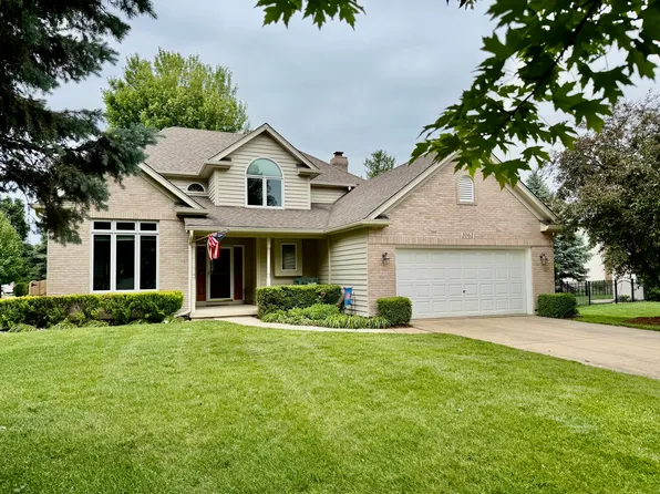 1061 Averill Dr, Batavia, IL 60510