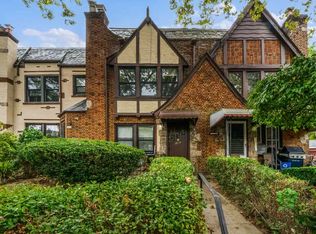 6814 Juno St, Forest Hills, NY 11375