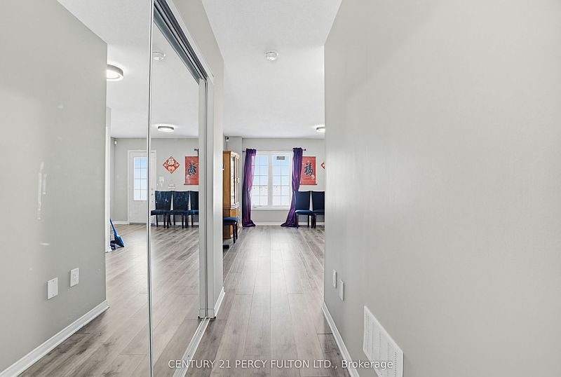 Ajax Townhouse for rent - 3 Bedrooms — photo 4