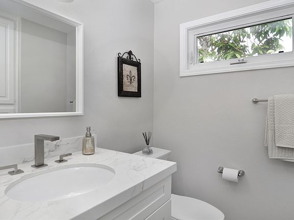 Powder room 2nd floor