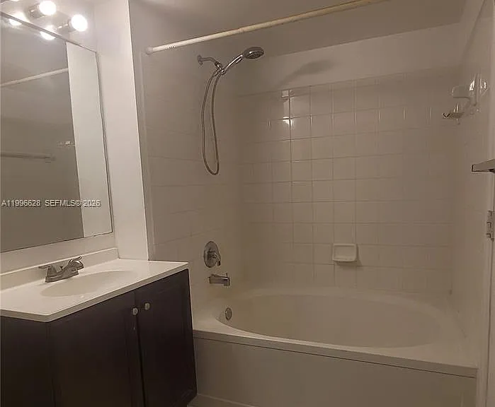2961 NE 185th St #1607 — Photo 10