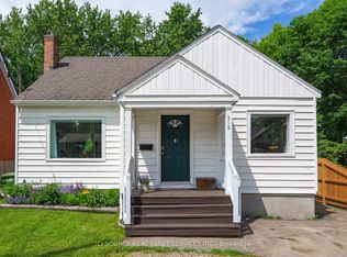318 Cecelia St, Pembroke, ON K8A 1S3