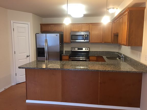 Kitchen Breakfast Bar