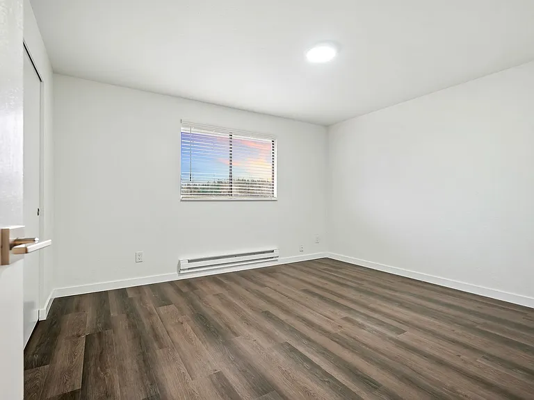 LSLV Lakeshore Lakeview — Photo 34