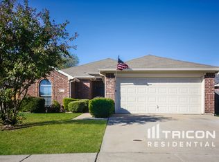 9312 Rhoni Ct, Fort Worth, TX 76140