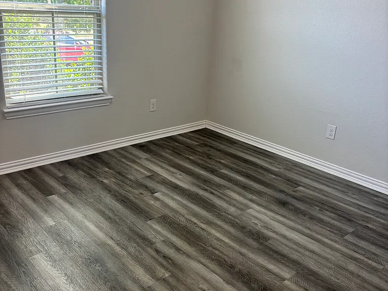 352 Emerald Creek Dr — Photo 19