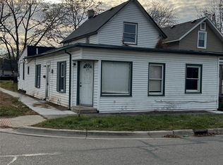 1270 E 1st St, Monroe, MI 48161